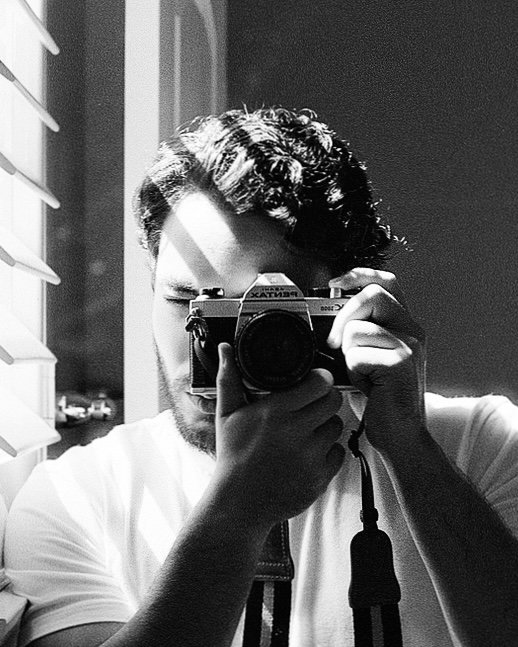 Axel Martín, founder of NoMind Pictures, on set